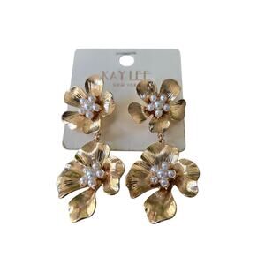 Kay Lee Gold Floral Pearl Earrings New